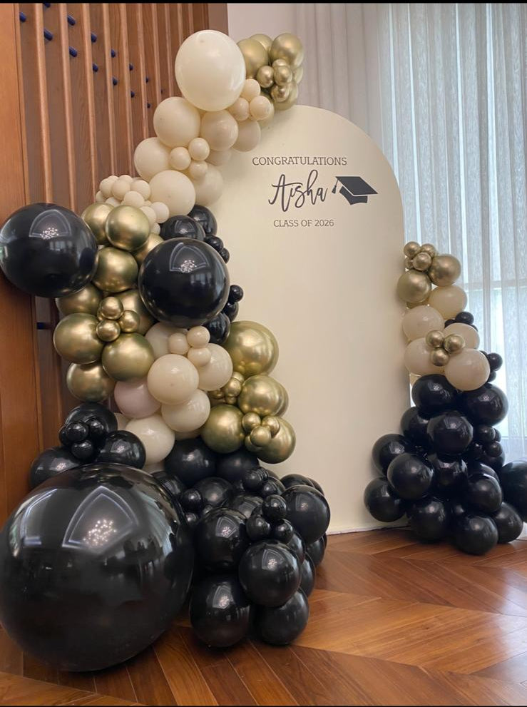 Graduation-themed Decoration