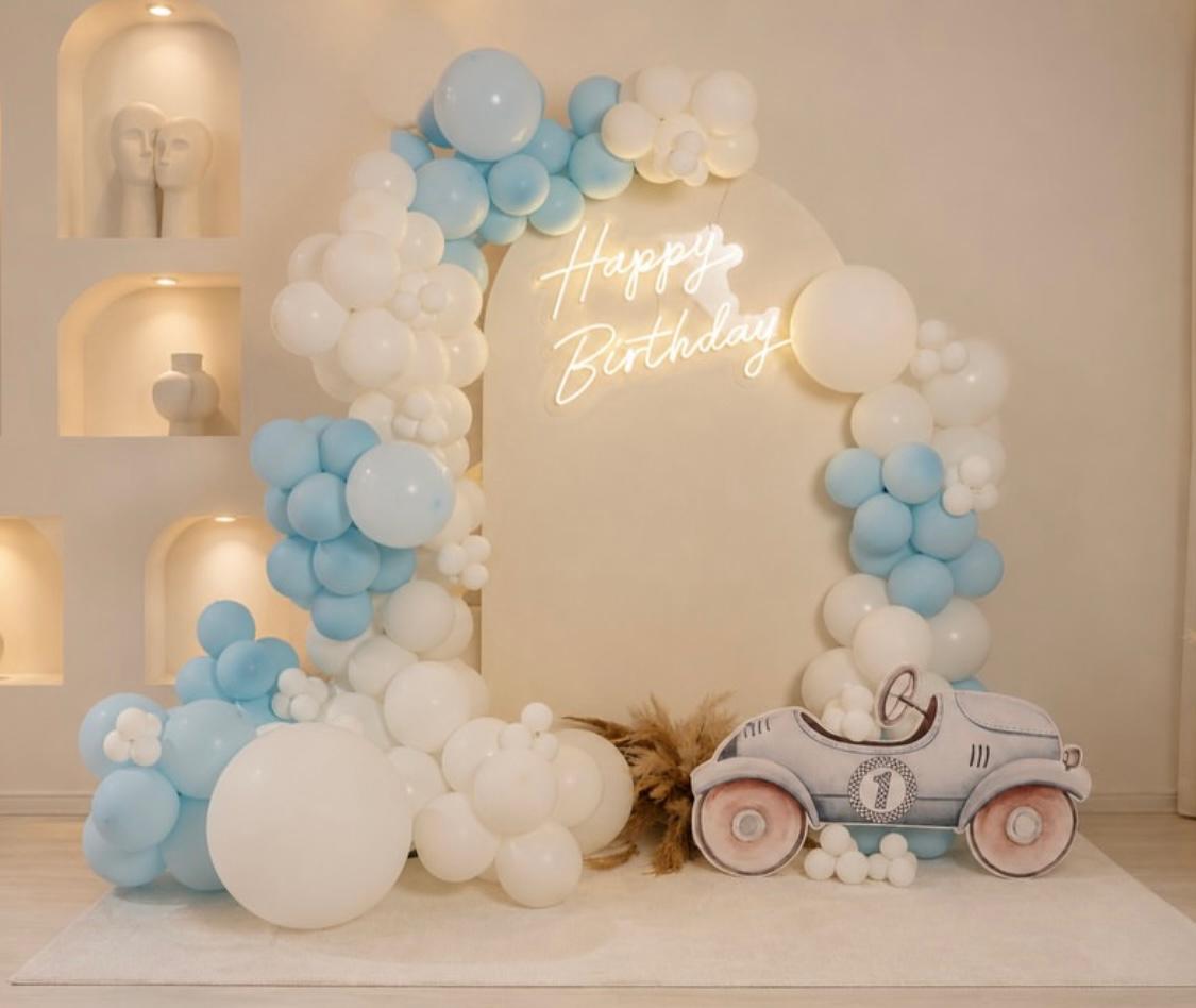 Elegant Blue Birthday theme