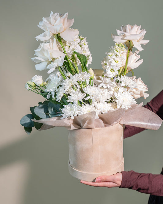Ivory Grace Hatbox