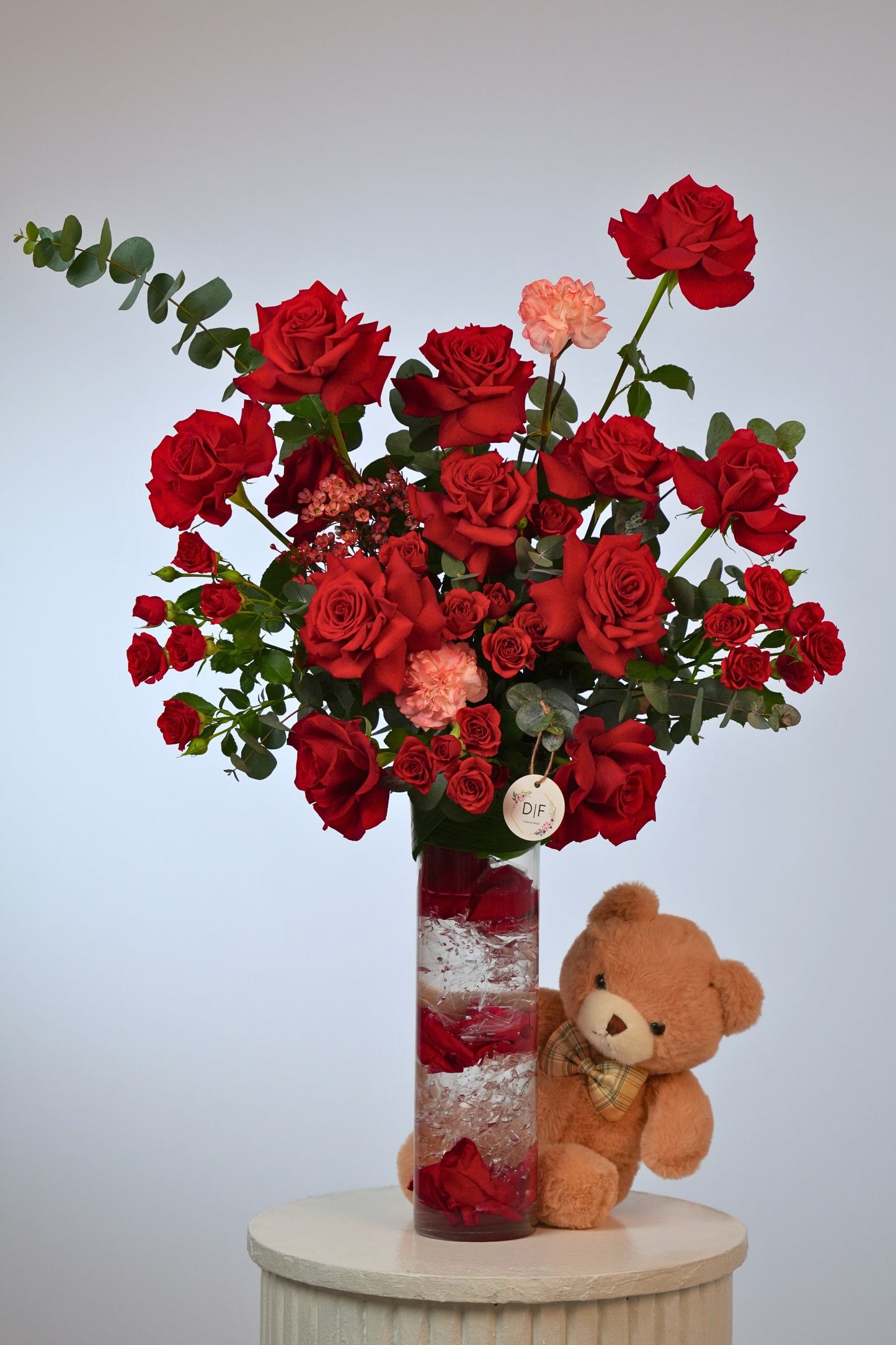Grand Red Elegance