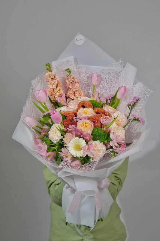 Elite Floral Symphony