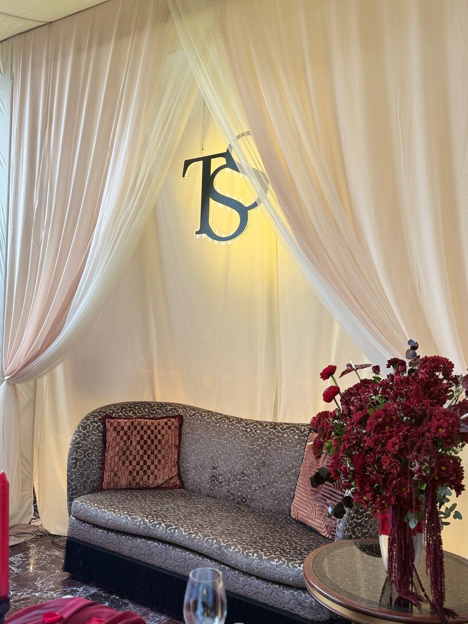 Crimson Romance Luxury Dinner Setup